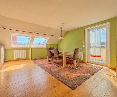 Wohn- und Essbereich - Dachgeschoss