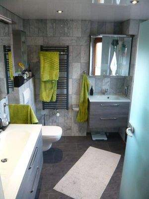 Badezimmer mit ...