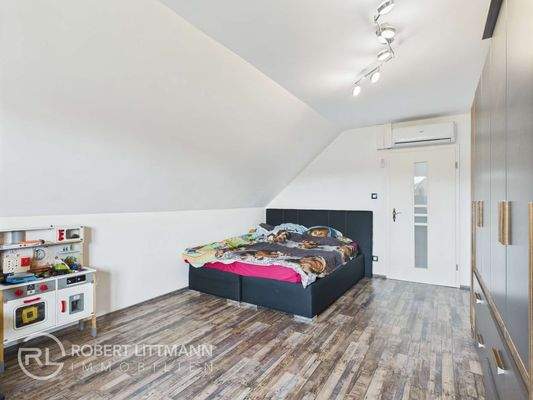 Schlafzimmer/ Gästezimmer