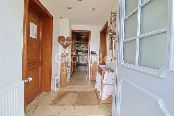 Eingangsbereich Wirtschaft