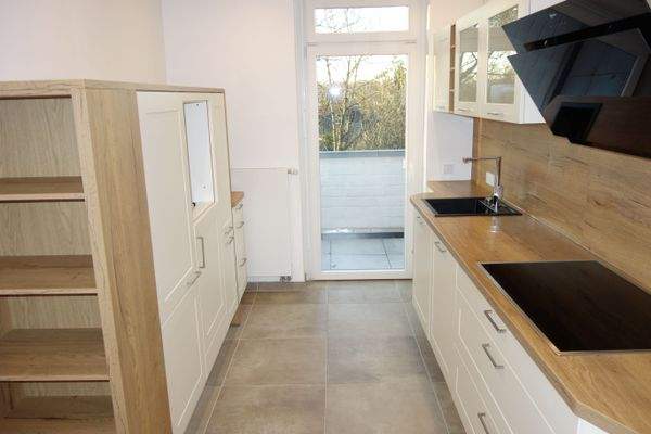 3.OG - Küche inkl. Einbauküche mögl.