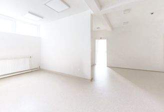 Eingangsbereich/Empfang/Wartebereich