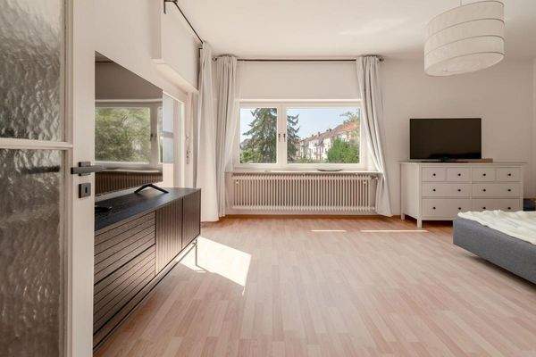 Schlafzimmer vor Renovierung