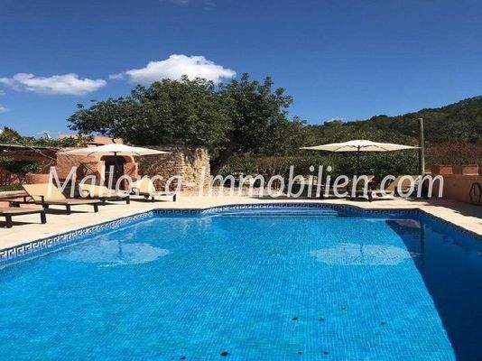 FF 5857-M FINCA MIT POOL FÜR 18 PERSONEN