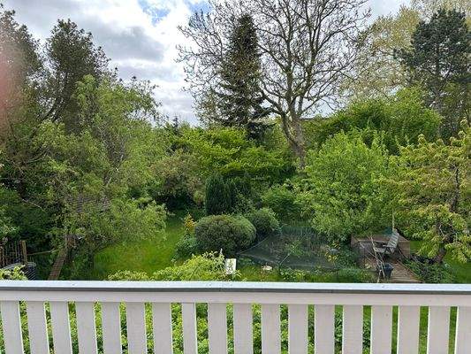 Balkonblick in den Garten