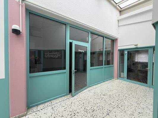 20251009_095526564_iOS