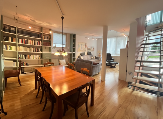 Offener Wohn- und Essbereich