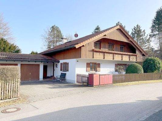 Straßenansicht des Hauses