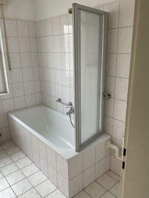 4E00C479-853E-4028-A9BD-38EB10F34AB5