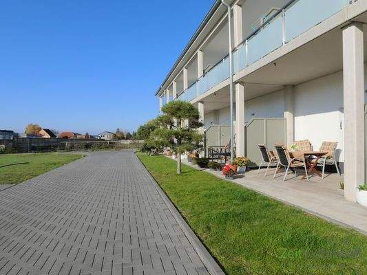 Terrasse zur Rückseite