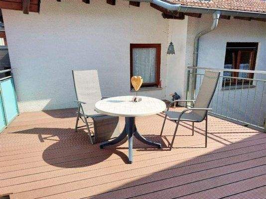 .... zum größeren Balkon.