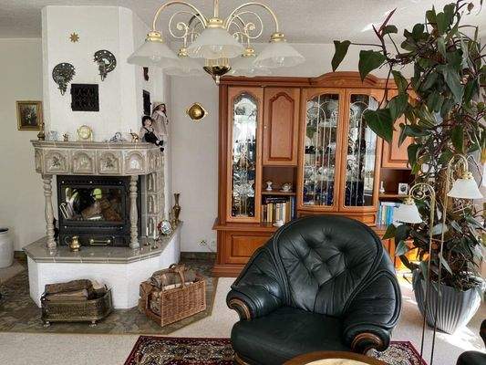 Wohnzimmer Erdgeschoss mit Kamin 