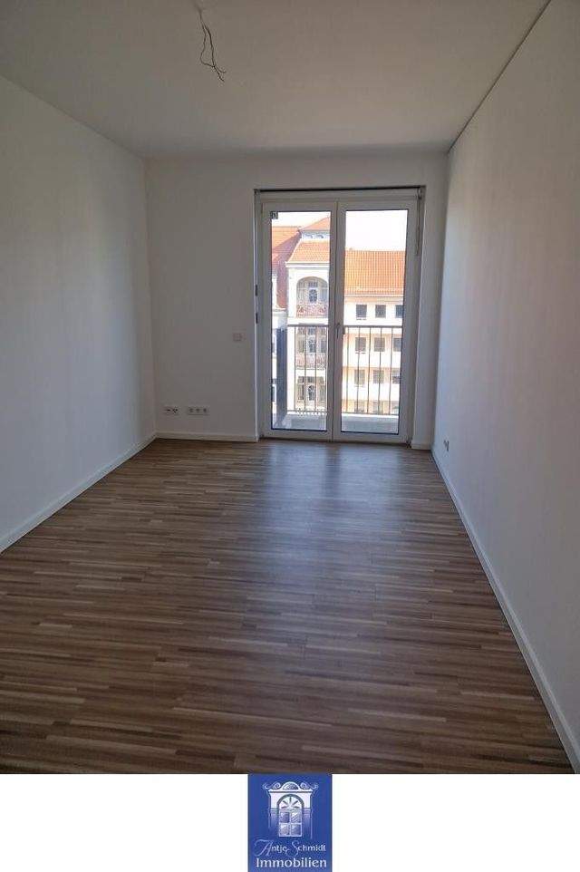 Ihre neue Wohlfühlwohnung! Großer Balkon, attraktive Ausstattung, Bad und Gästebad! - Foto 2