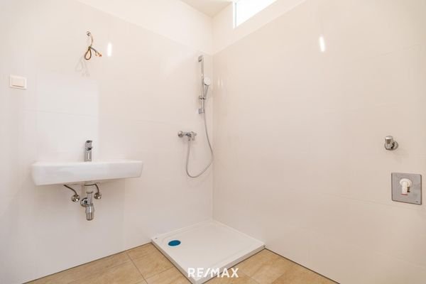 ETW Neusiedl/See, Badezimmer