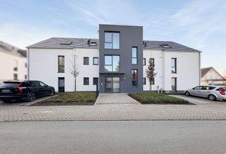 Außenansicht Eingang_REFERENZOBJEKT