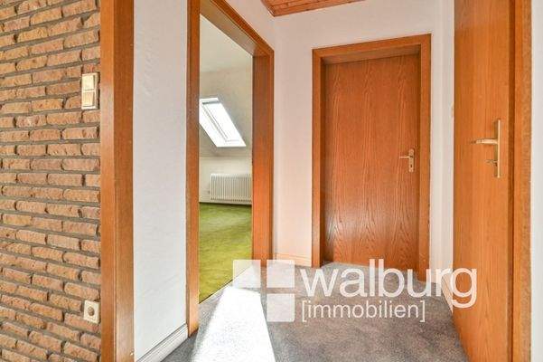 46e Blick ins Schlafzimmer