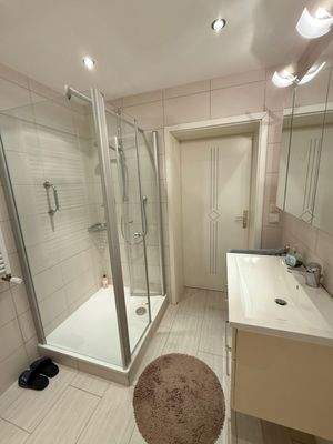 Bad Einliegerwohnung