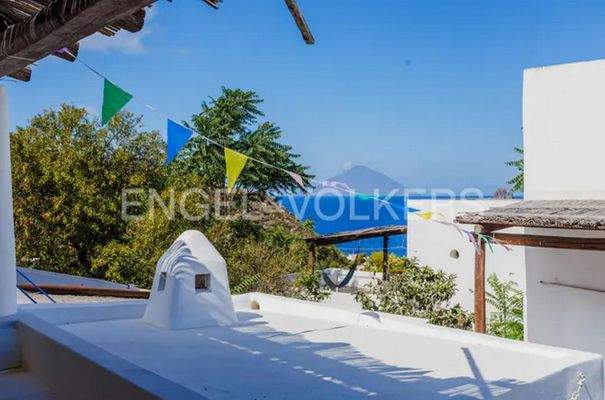 Screenshot 2025-07-18 122144.jpg