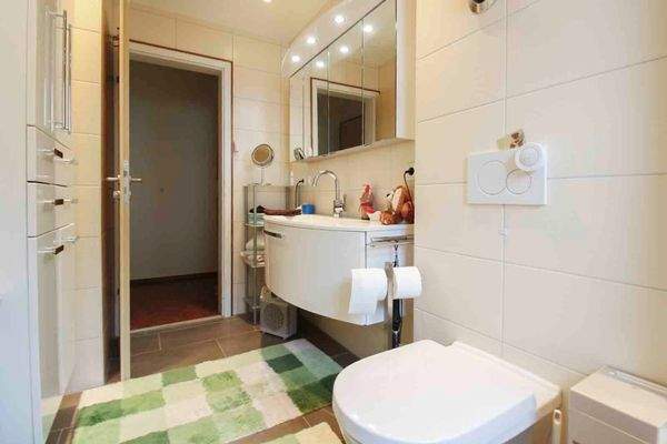 6852c722-c289-402f-9baf-3adc568a0f00