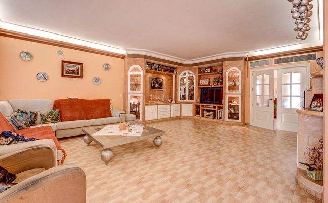 Renovierte Villa zum Verkauf in Palmanova, Mallorca