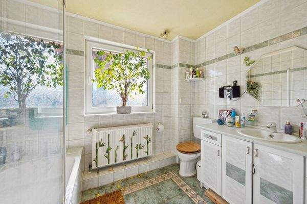 Bad im 2. Obergeschoss