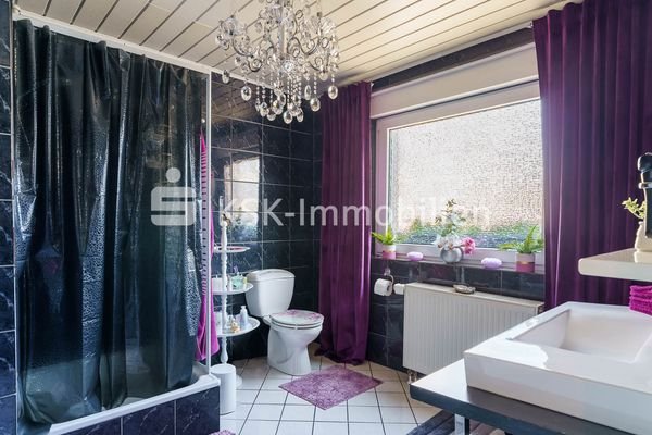 136134 Badezimmer Erdgeschoss