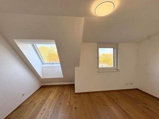 Schlafzimmer 2 von 2