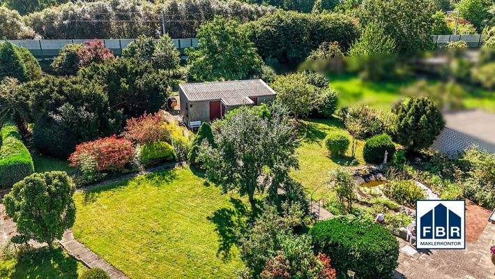 Großer Garten oder Baugrundstück?