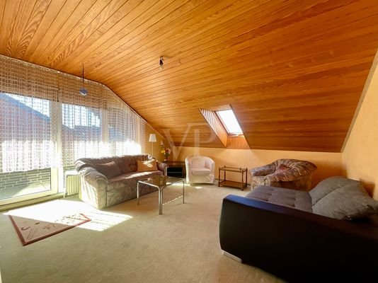 Wohnzimmer im DG