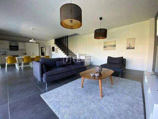 Detached Villa with Private Pool Near Yalıkavak Marina