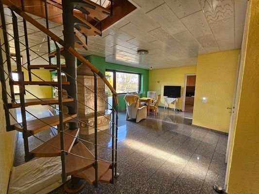 Treppe zum DG
