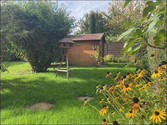 Liebevoll angelegter Garten