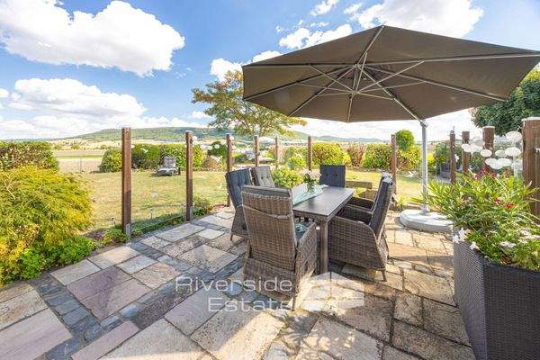 Terrasse angrenzend am Essbereich