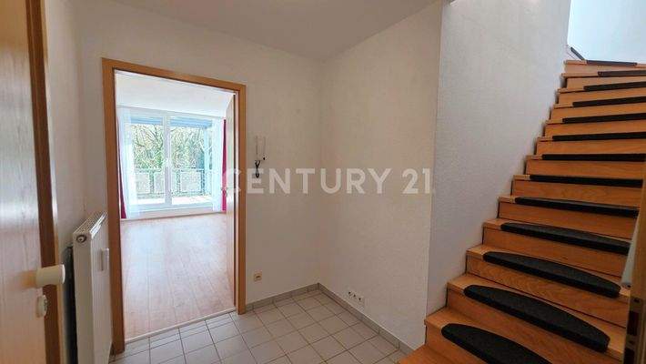 Eingangsbereich mit Diele und Garderobe