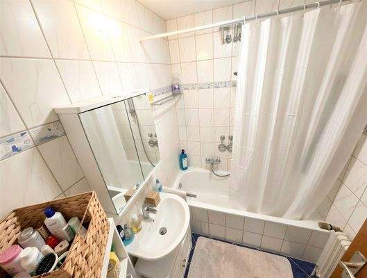 Badezimmer - (KI generiert)