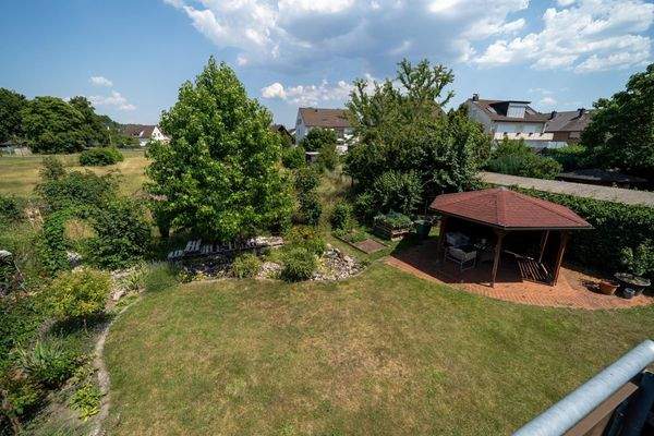 Hinterhaus Blick vom Balkon OG