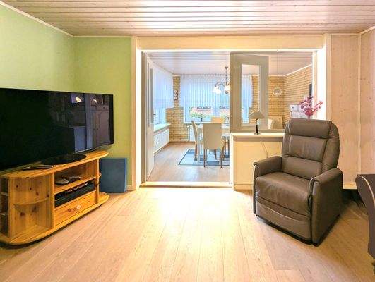 Wohnbereich mit Blick in den 