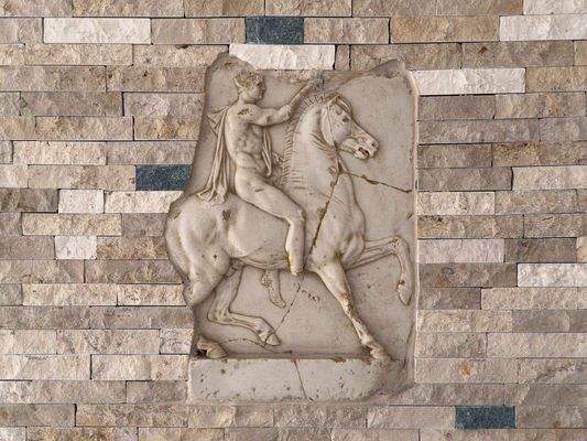 6. Detail an der Kaminwand.jpg