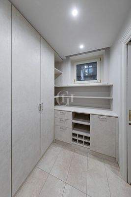 Ankleidezimmer im Erdgeschoss