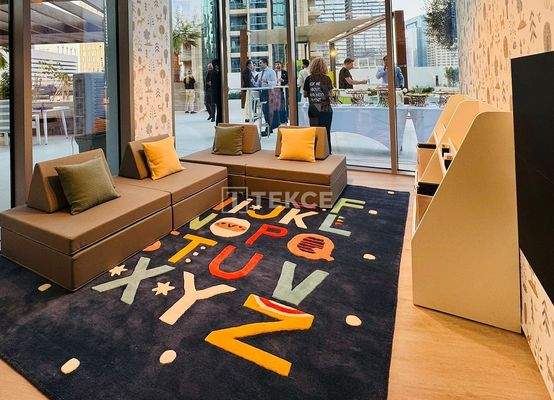 Furnished Apartment with Pool and Sauna in Dubai Marina