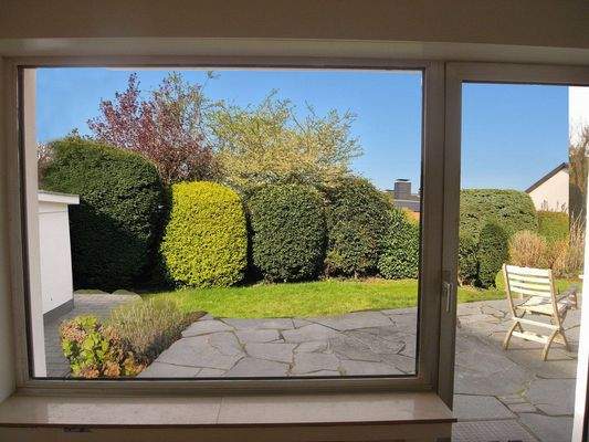 Ausblick in den Garten