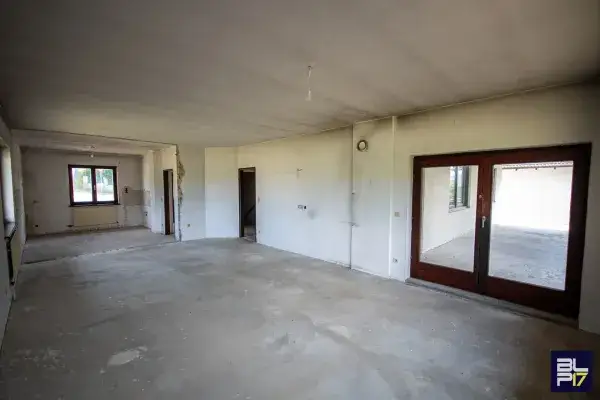 Haus Tschurndorf 07.png