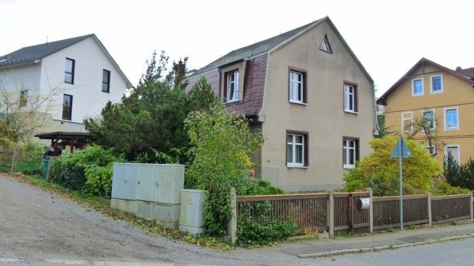 Grundstück von der Anliegerstraße