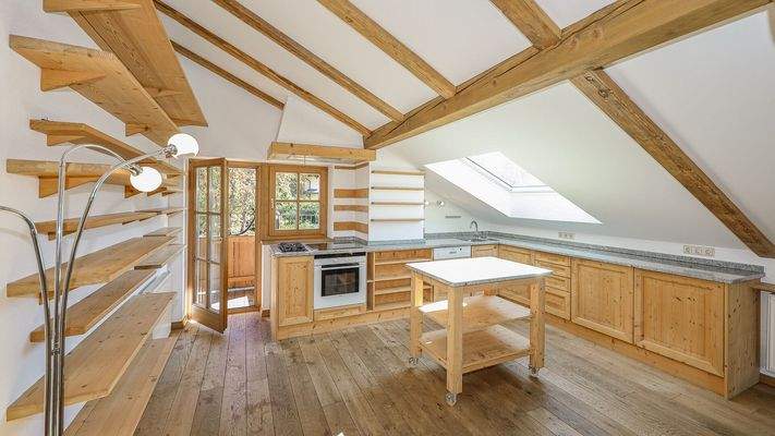 KITZIMMO-Dachgeschosswohnung in Toplage am Sonnberg kaufen - Immobilien Kitzbühel.
