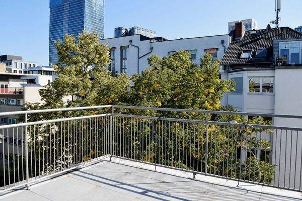 U N Terrasse_DSC0448.jpg