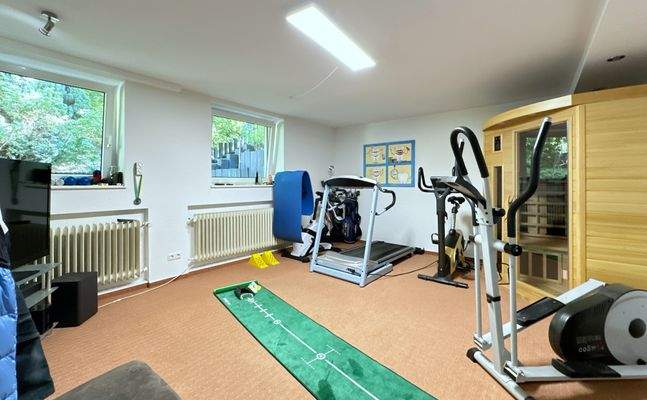 30 Fitnessraum Keller