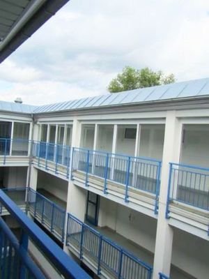 9_heller Innenhof_2.jpg