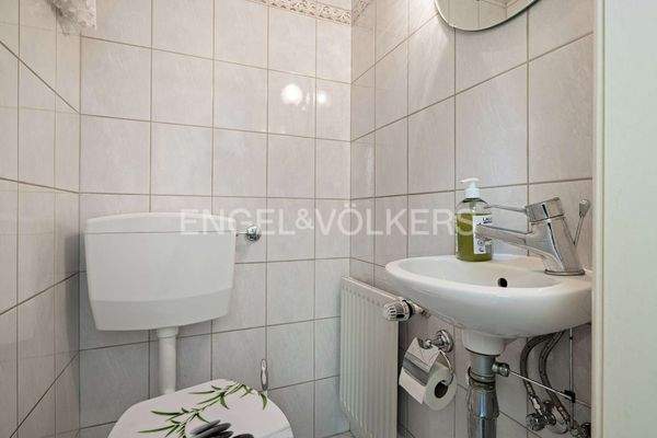 Gäste-WC Erdgeschoss