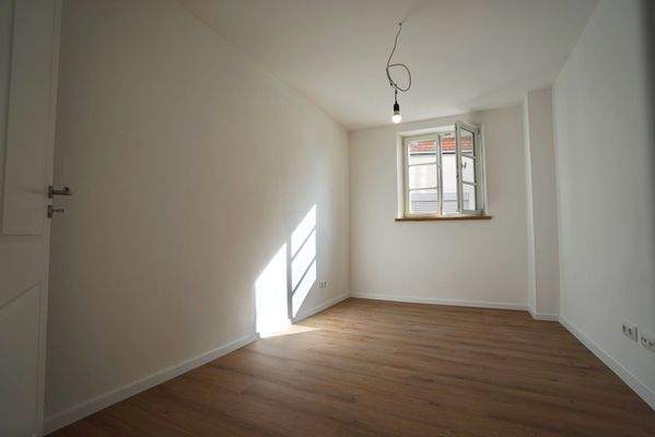 Kinderzimmer oder Büro? 