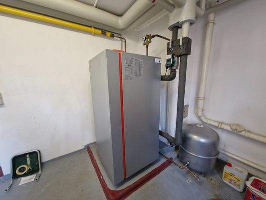 moderne Heizung im UG